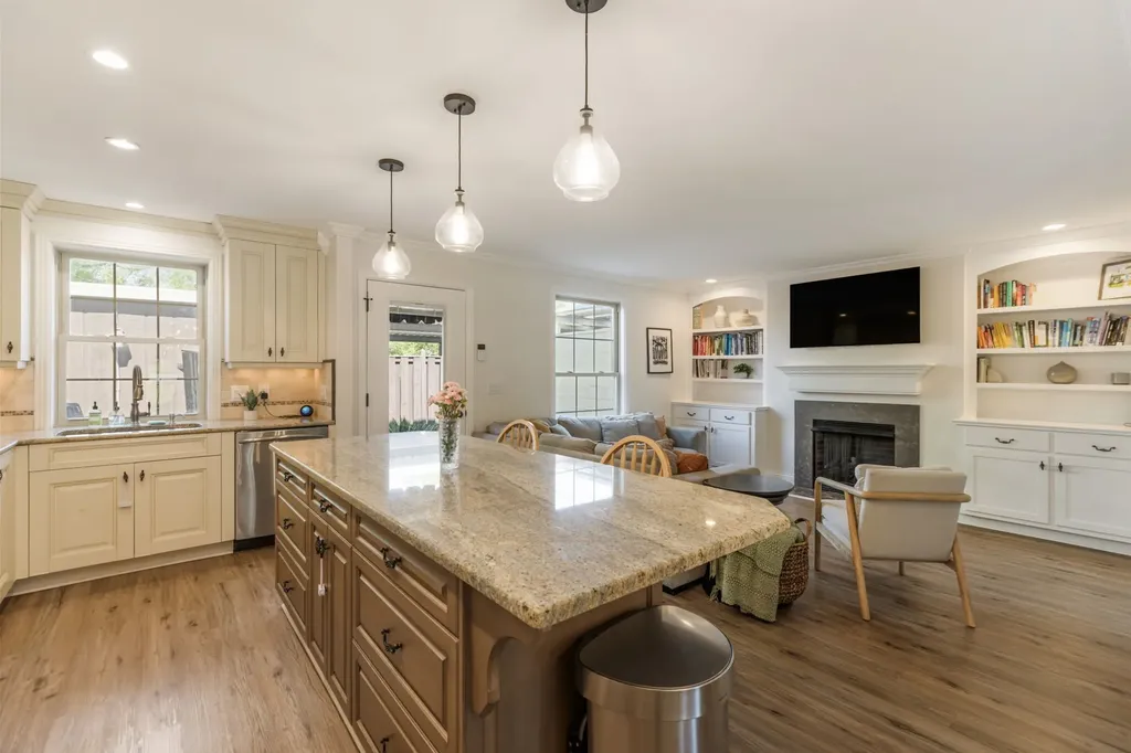928 Todd Preis Drive Nashville TN 37221