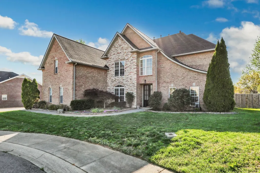 132 Lyme Drive Clarksville TN 37043