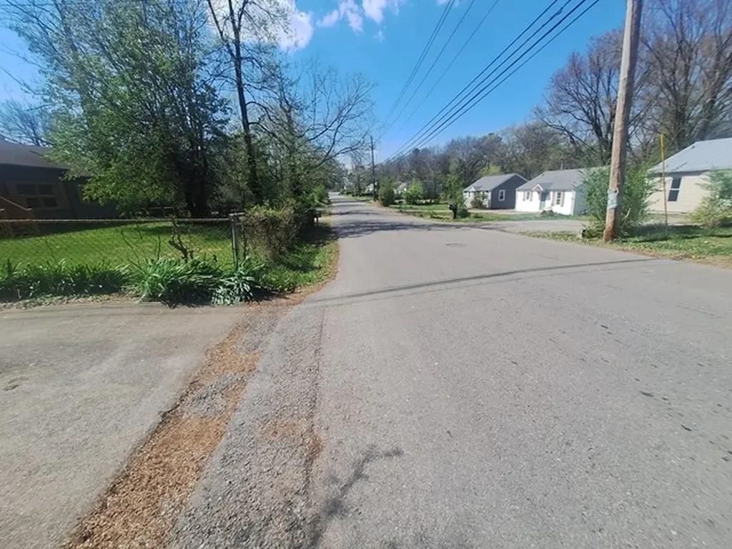 1252 Daniel Street Clarksville TN 37040