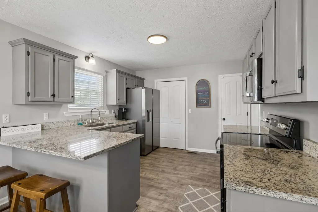 1928 Pennington Drive Murfreesboro TN 37129