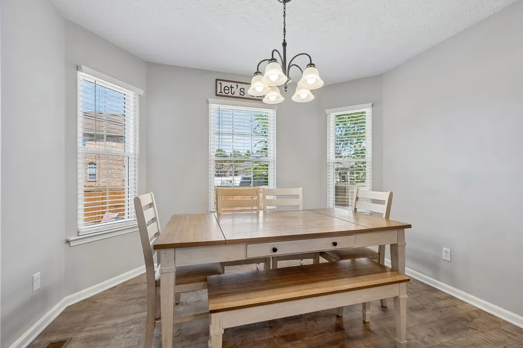 1928 Pennington Drive Murfreesboro TN 37129