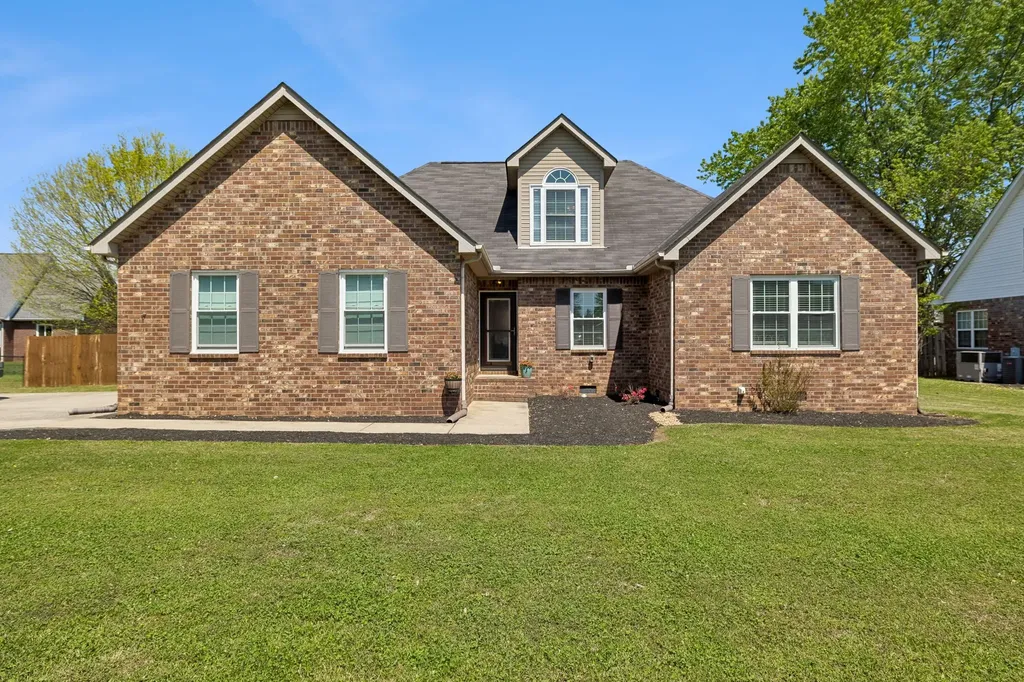 1928 Pennington Drive Murfreesboro TN 37129