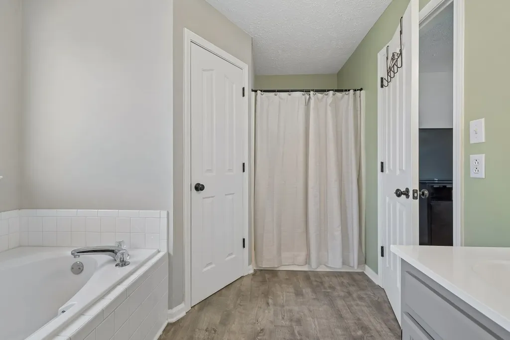 1928 Pennington Drive Murfreesboro TN 37129