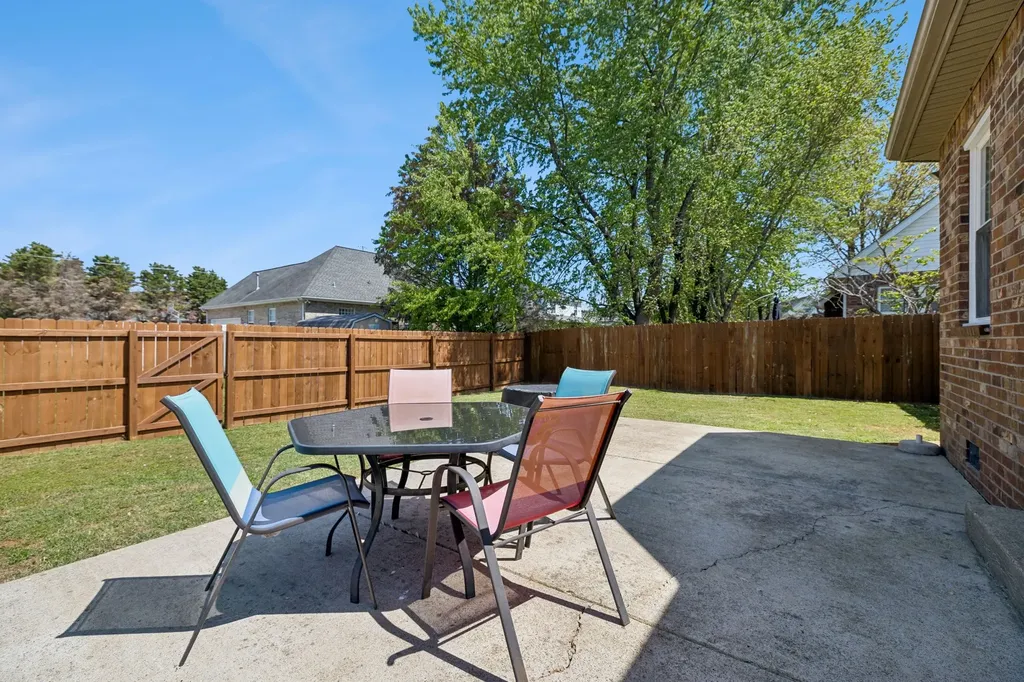 1928 Pennington Drive Murfreesboro TN 37129