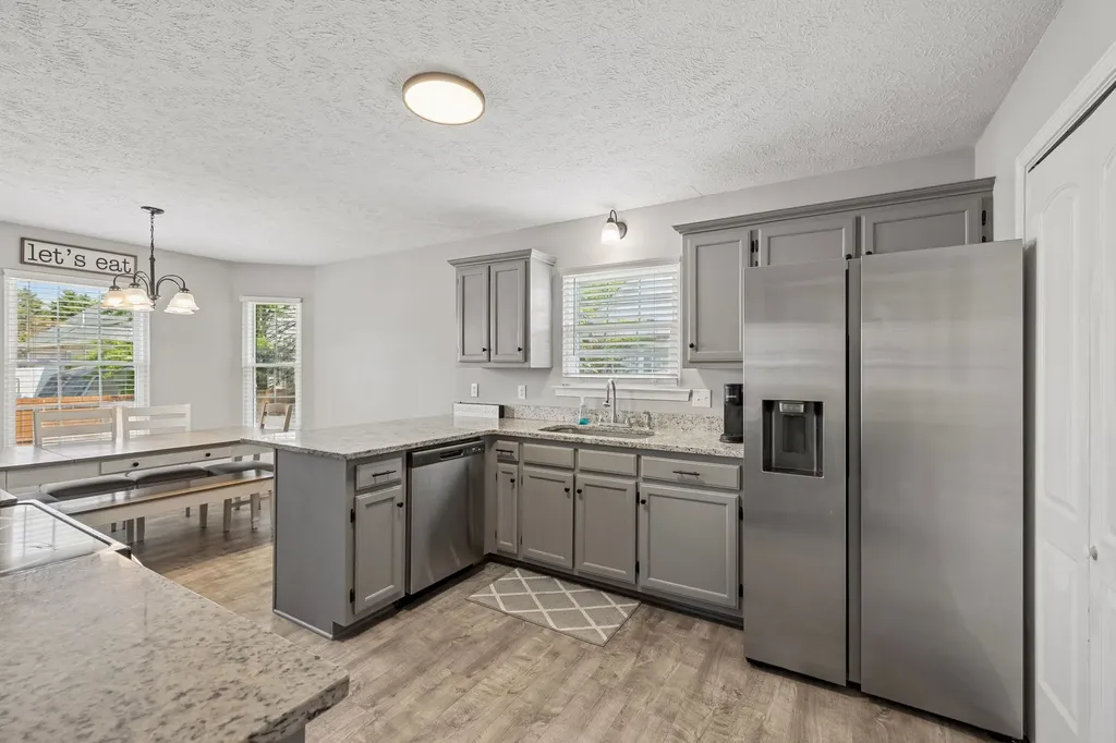 1928 Pennington Drive Murfreesboro TN 37129