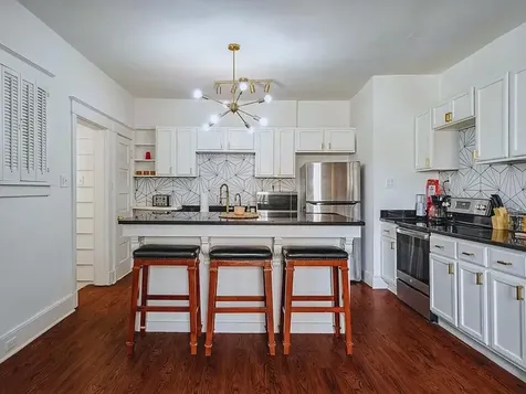 816 Charles Place Memphis TN 38112