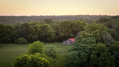 5123 Steam Mill Hollow Road Williamsport TN 38487