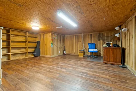5123 Steam Mill Hollow Road Williamsport TN 38487