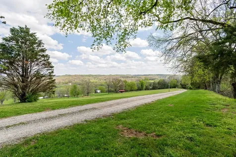 5123 Steam Mill Hollow Road Williamsport TN 38487