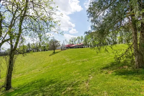 5123 Steam Mill Hollow Road Williamsport TN 38487