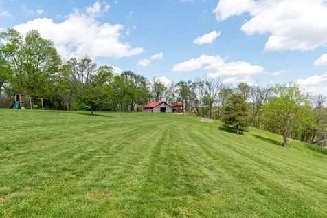 5123 Steam Mill Hollow Road Williamsport TN 38487