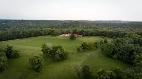 5123 Steam Mill Hollow Road Williamsport TN 38487