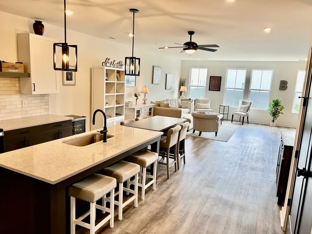 2018 Edison Park Lane Nashville TN 37209