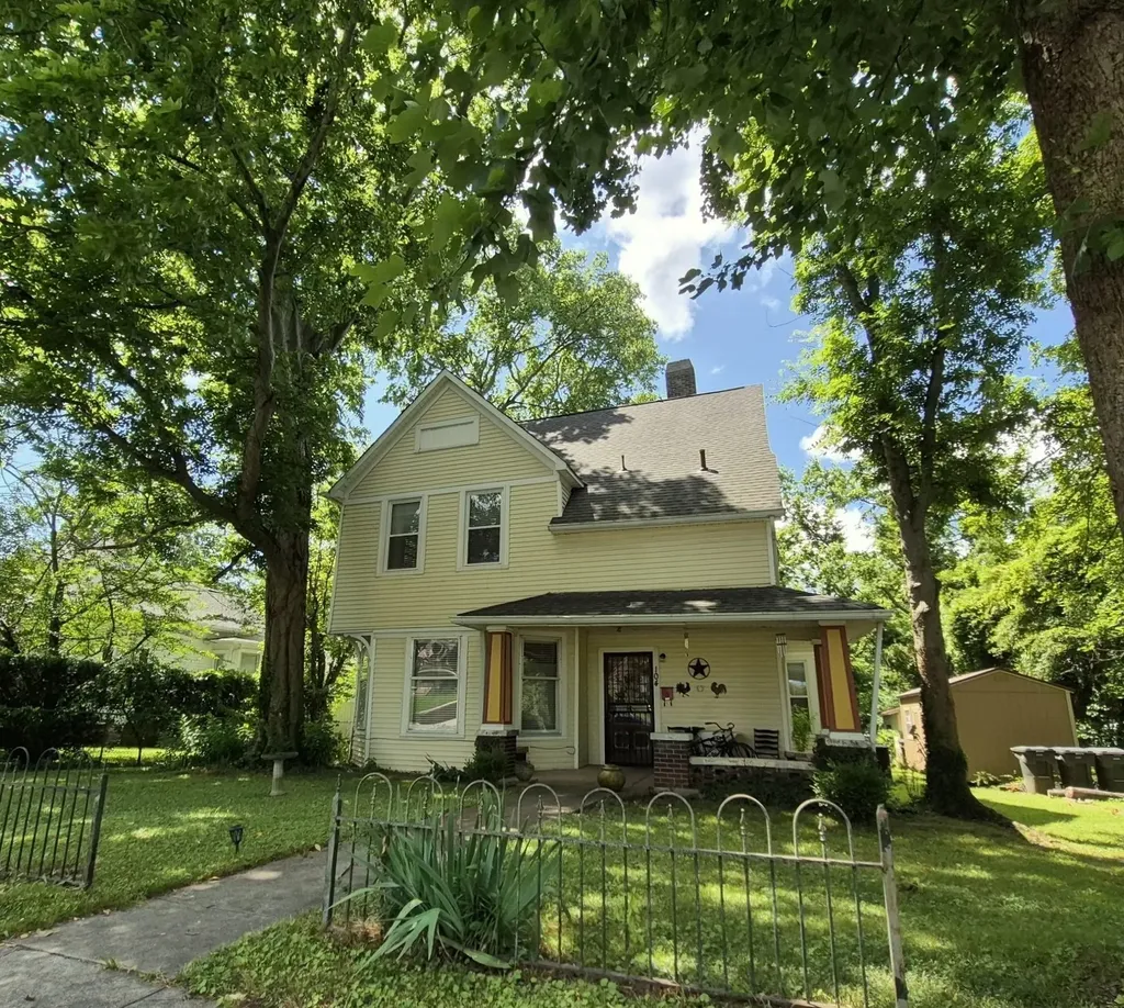 104 2nd Avenue Columbia TN 38401