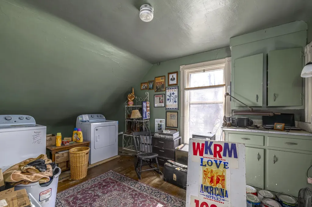 104 2nd Avenue Columbia TN 38401
