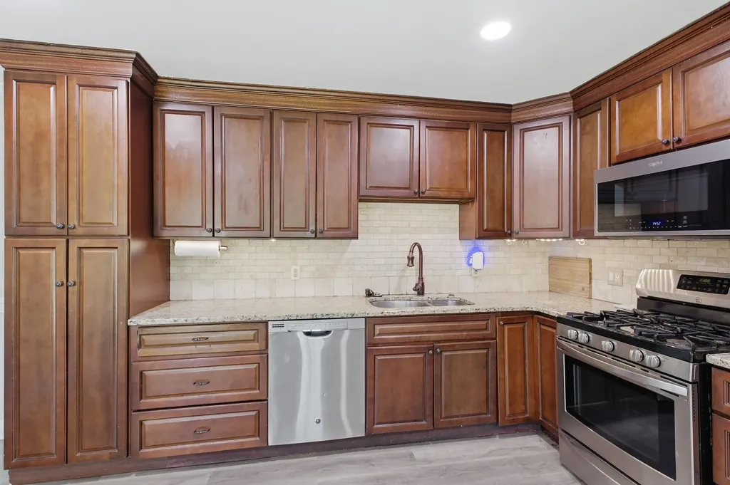 198 Tammy Drive Gallatin TN 37066