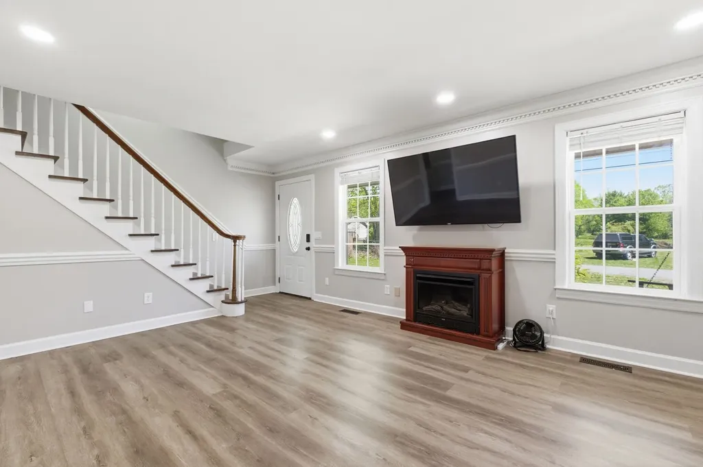 198 Tammy Drive Gallatin TN 37066