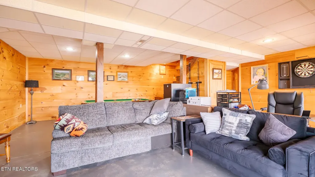 336 John J Smith Road Oneida TN 37841