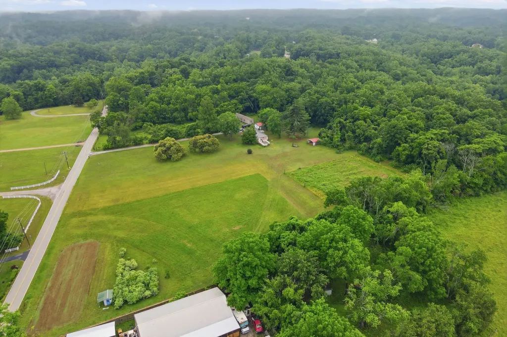 1411 Union Hill Road Goodlettsville TN 37072