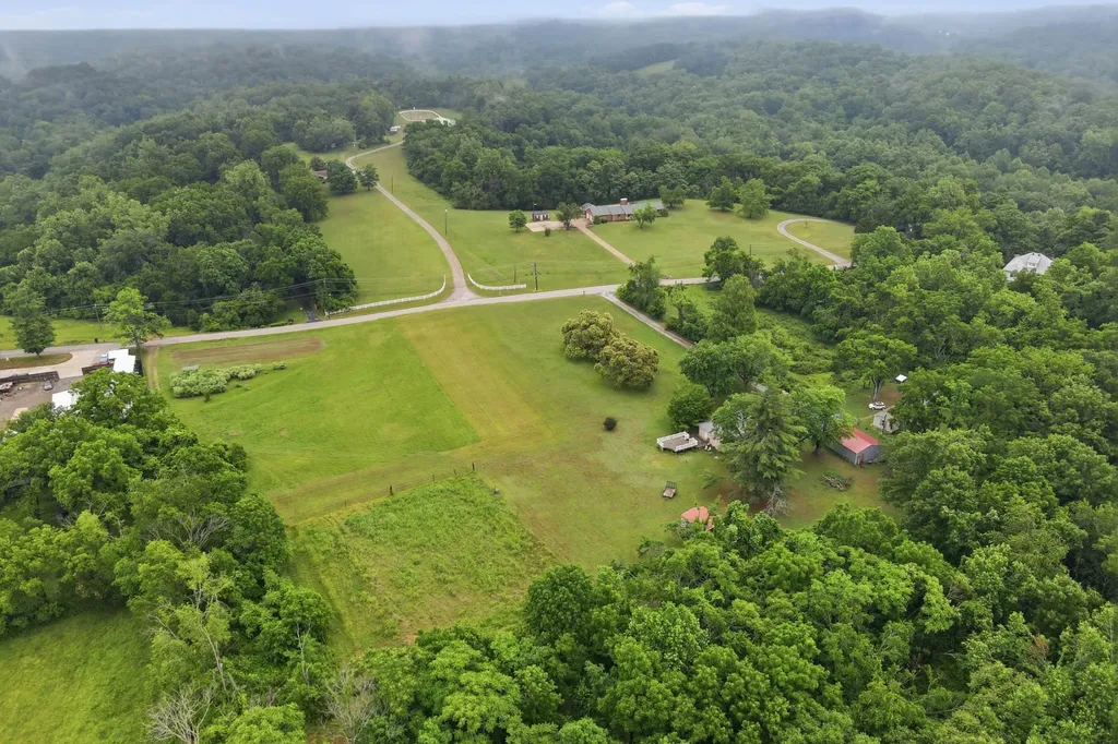 1411 Union Hill Road Goodlettsville TN 37072