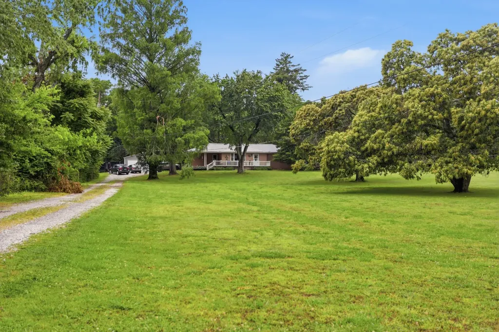 1411 Union Hill Road Goodlettsville TN 37072
