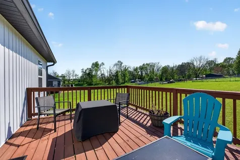 8664 Old Kentucky Road Sparta TN 38583