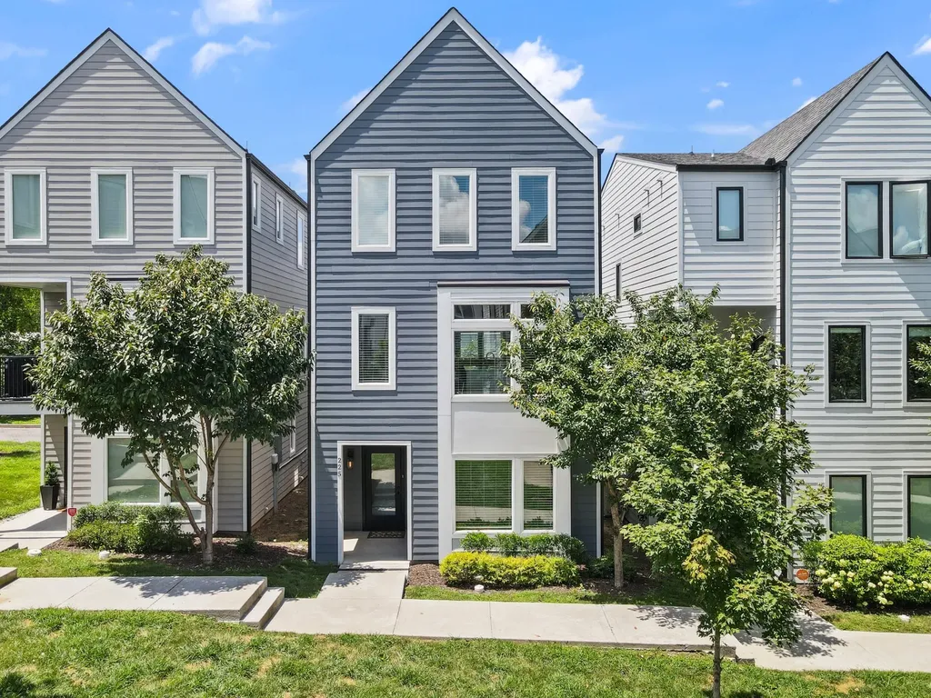 225 Sterling Point Circle Nashville TN 37209