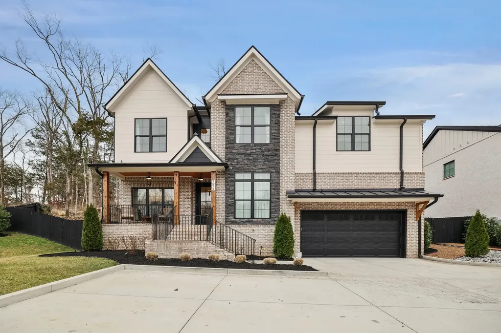 7674 Sawyer Brown Road Nashville TN 37221