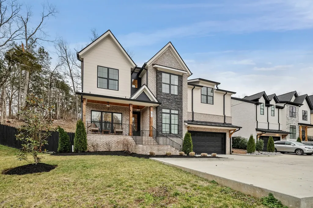 7674 Sawyer Brown Road Nashville TN 37221