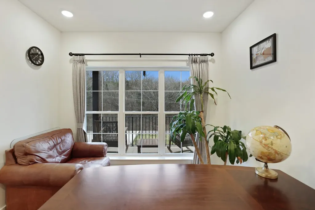 7674 Sawyer Brown Road Nashville TN 37221