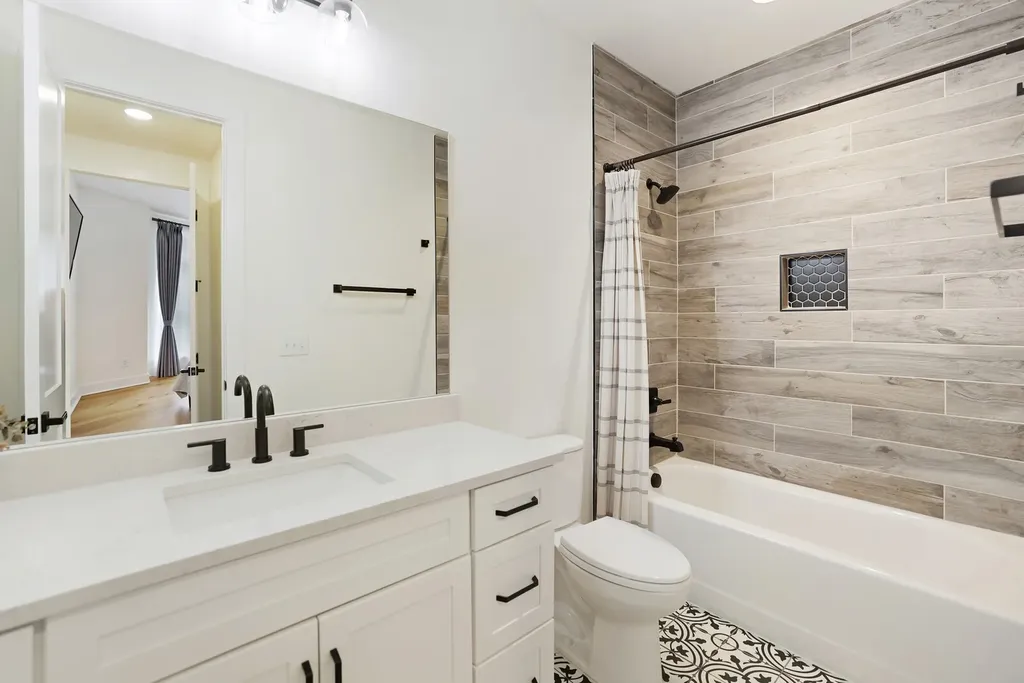 7674 Sawyer Brown Road Nashville TN 37221