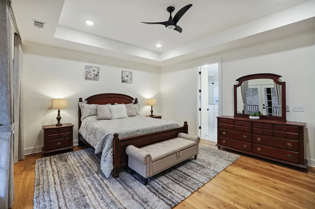 7674 Sawyer Brown Road Nashville TN 37221