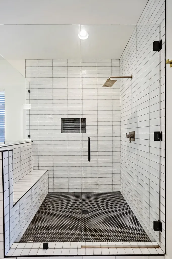 7674 Sawyer Brown Road Nashville TN 37221