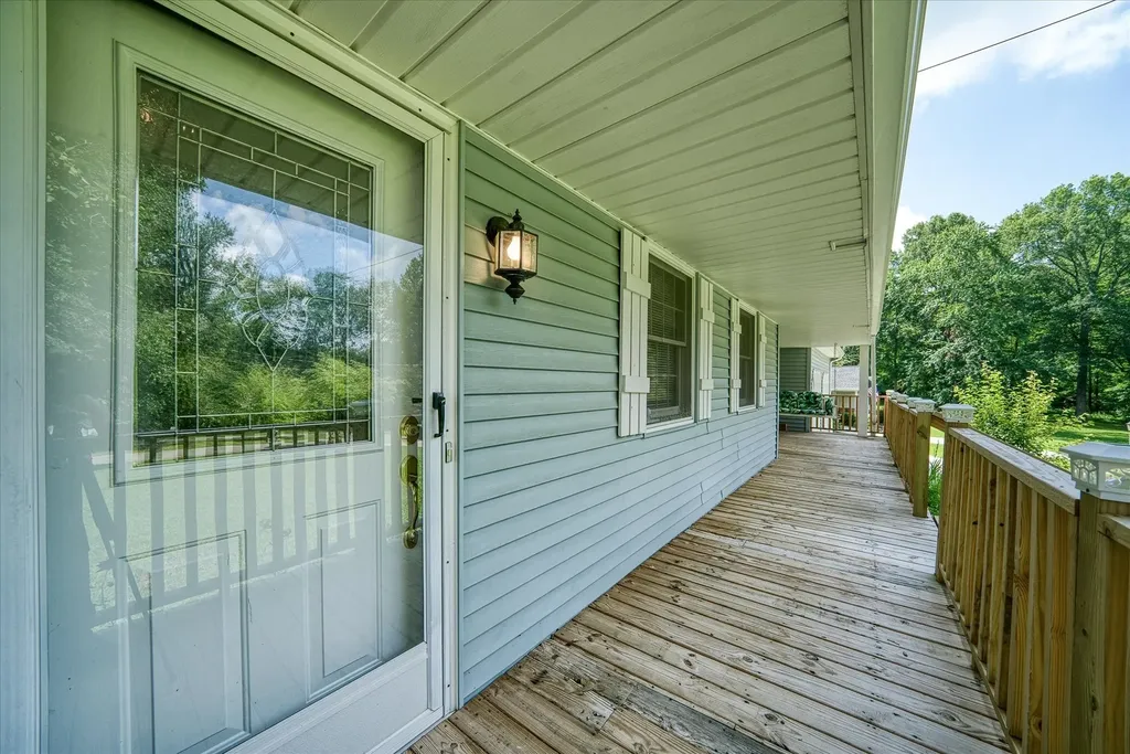 221 Magnolia Road Sparta TN 38583