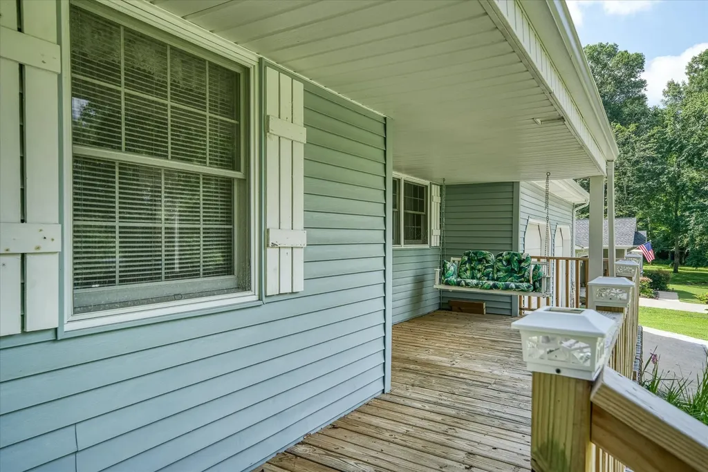221 Magnolia Road Sparta TN 38583