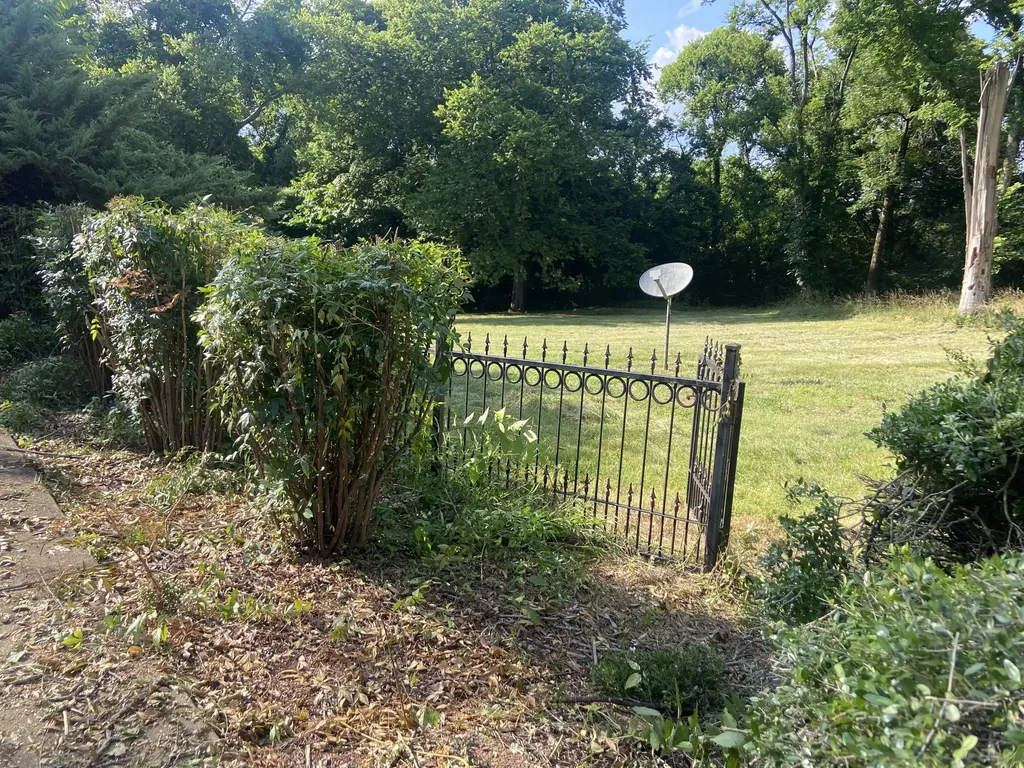 2255 Arthur Hutcherson Road Columbia TN 38401