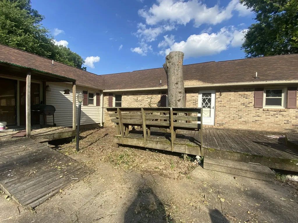 2255 Arthur Hutcherson Road Columbia TN 38401