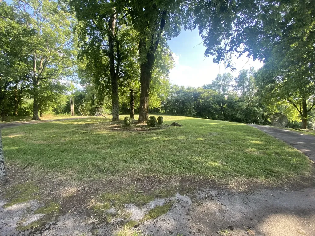 2255 Arthur Hutcherson Road Columbia TN 38401