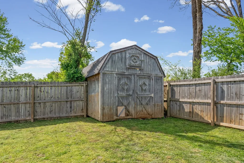 3462 Arvin Drive Clarksville TN 37042