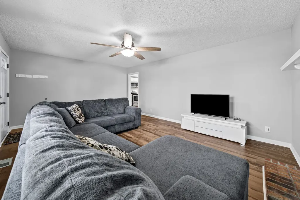3462 Arvin Drive Clarksville TN 37042
