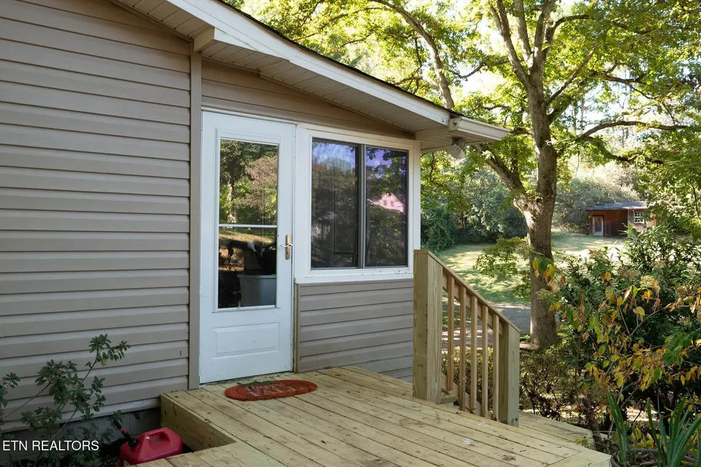 1631 Maplegreen Lane Knoxville TN 37922