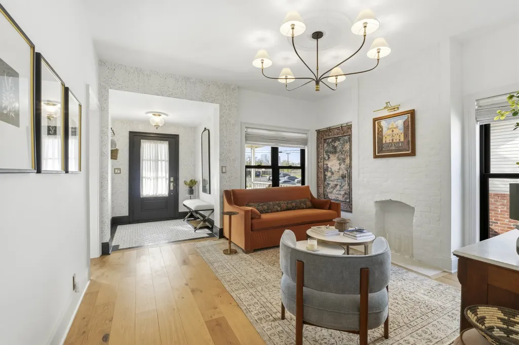 77 Donelson Street Nashville TN 37210