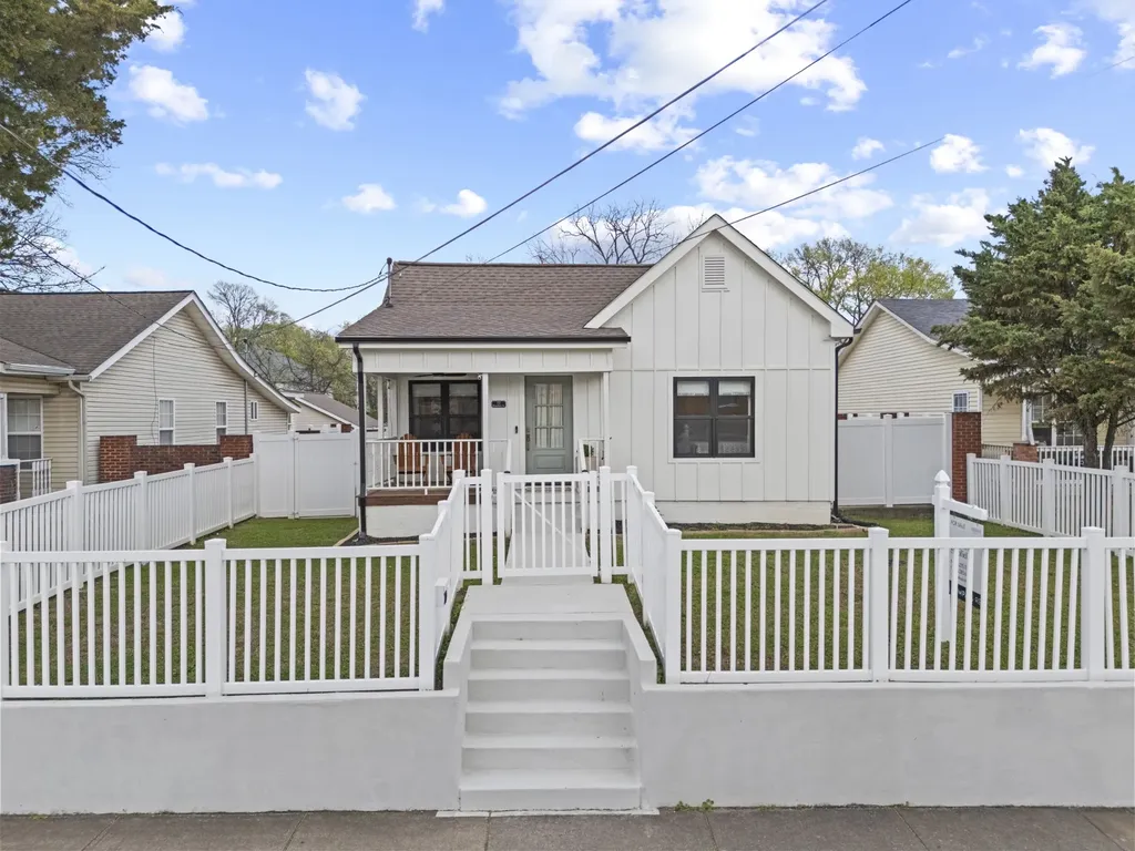 77 Donelson Street Nashville TN 37210