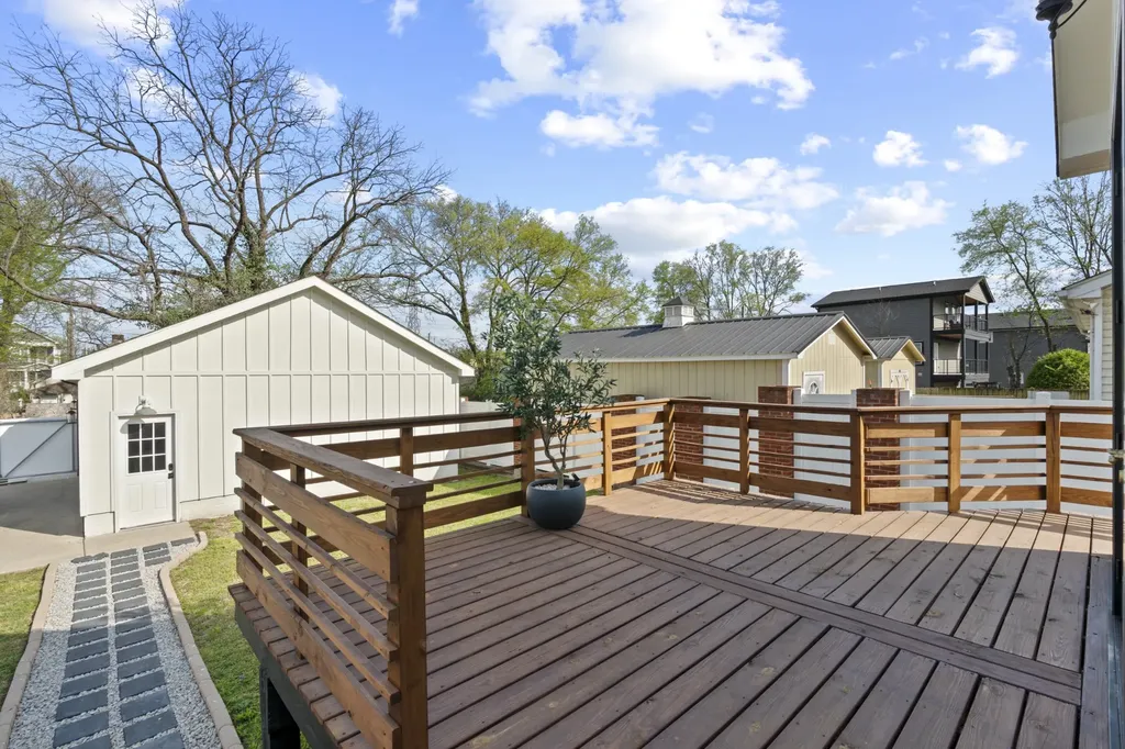 77 Donelson Street Nashville TN 37210