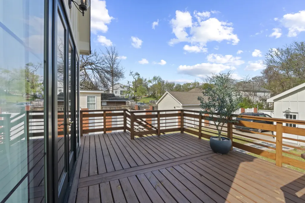77 Donelson Street Nashville TN 37210