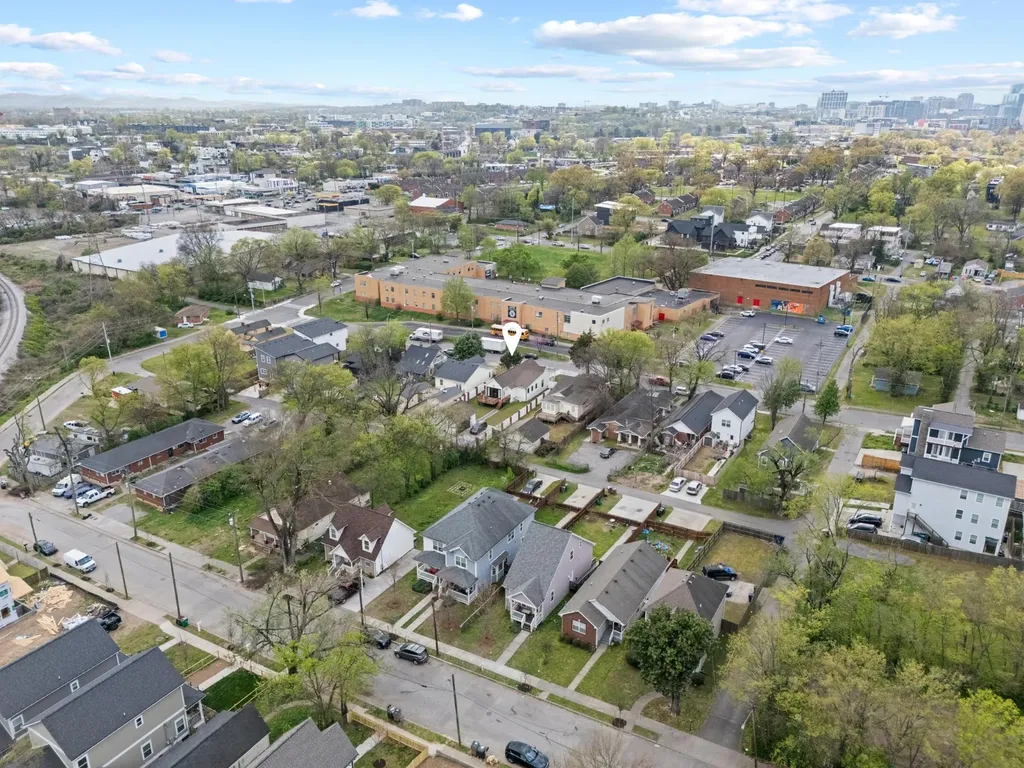 77 Donelson Street Nashville TN 37210