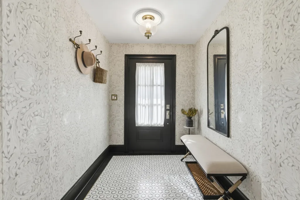 77 Donelson Street Nashville TN 37210