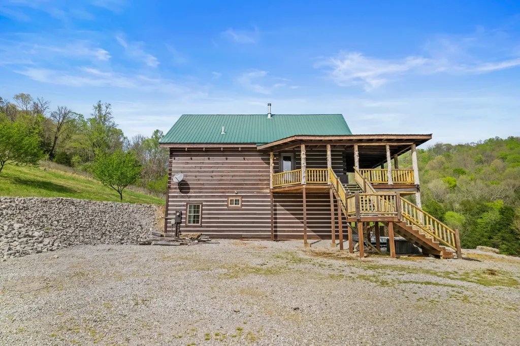 4818 Ensor Hollow Road Buffalo Valley TN 38548