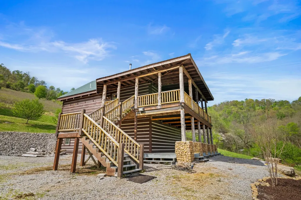 4818 Ensor Hollow Road Buffalo Valley TN 38548