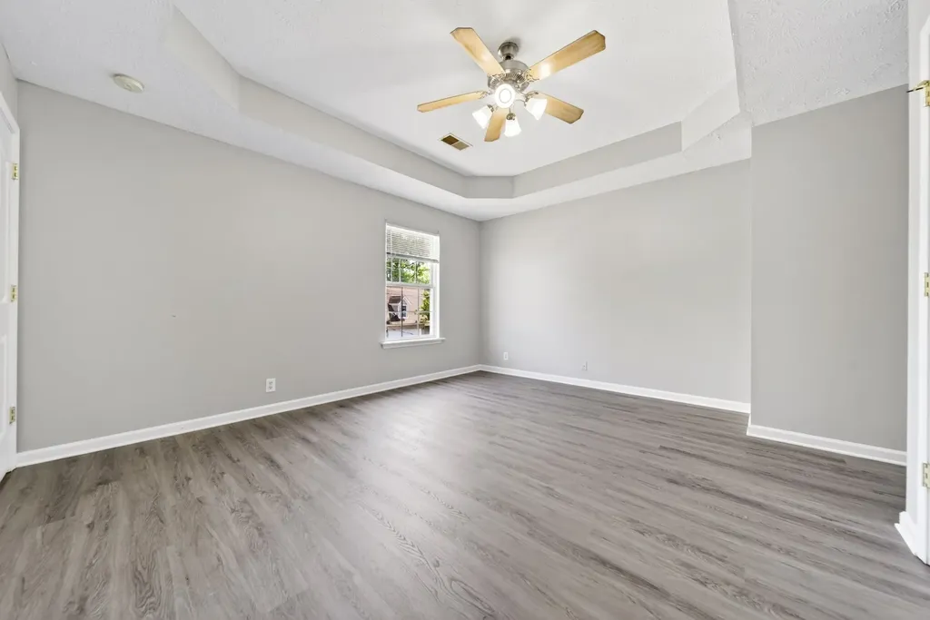 998 Tom Hailey Boulevard La Vergne TN 37086